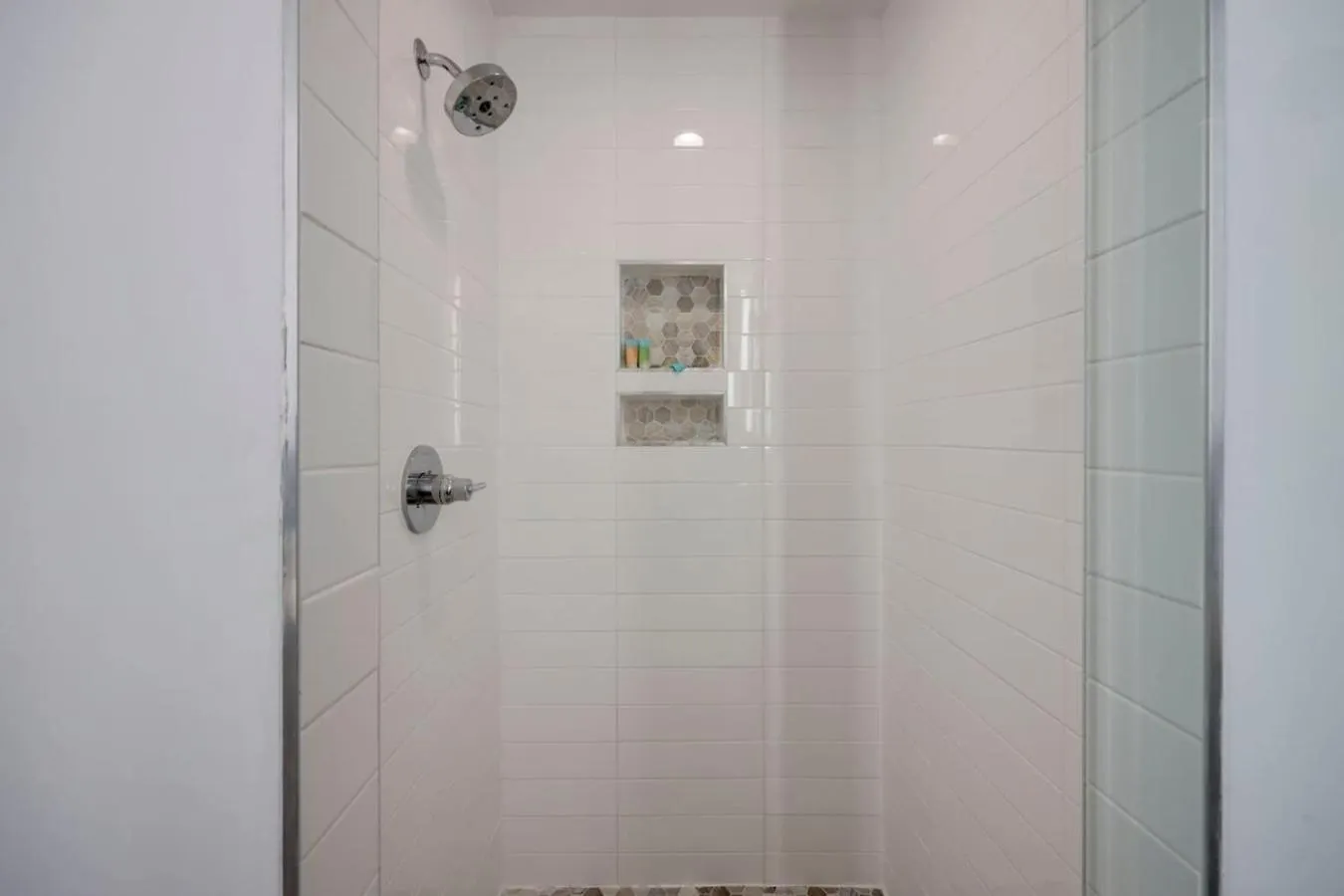 Ten Minutes To Broadway Alluring Gated Townhome Nashville